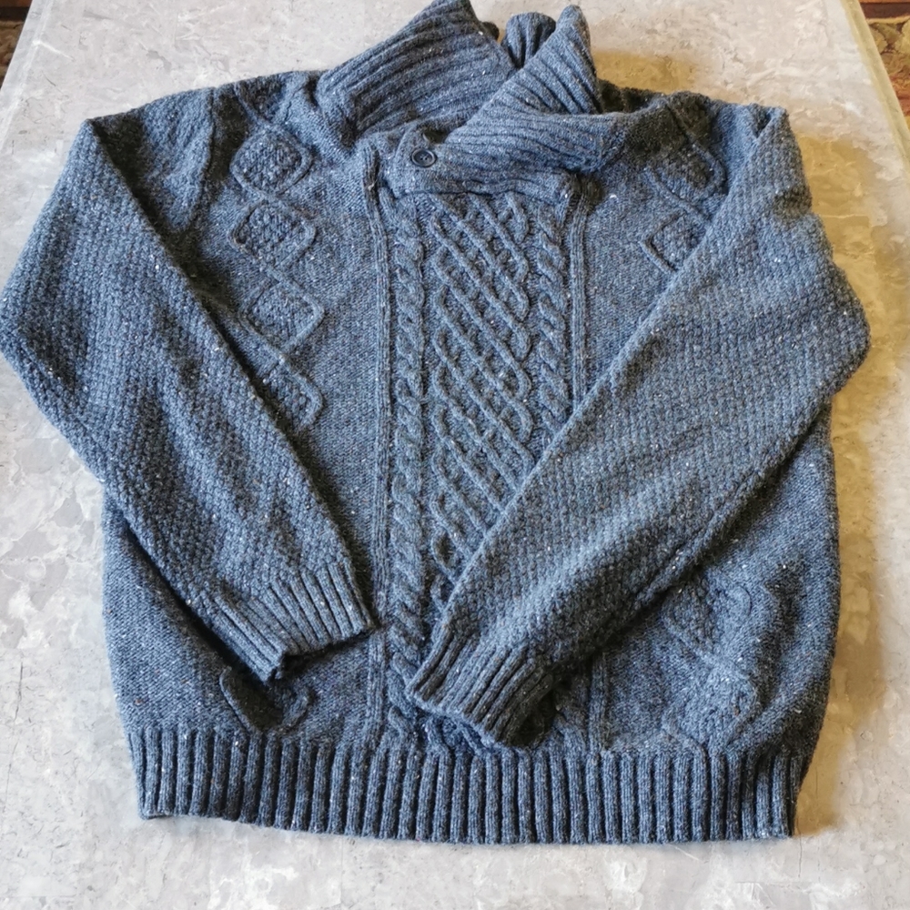 Men's Sweater Size 18Y or XS